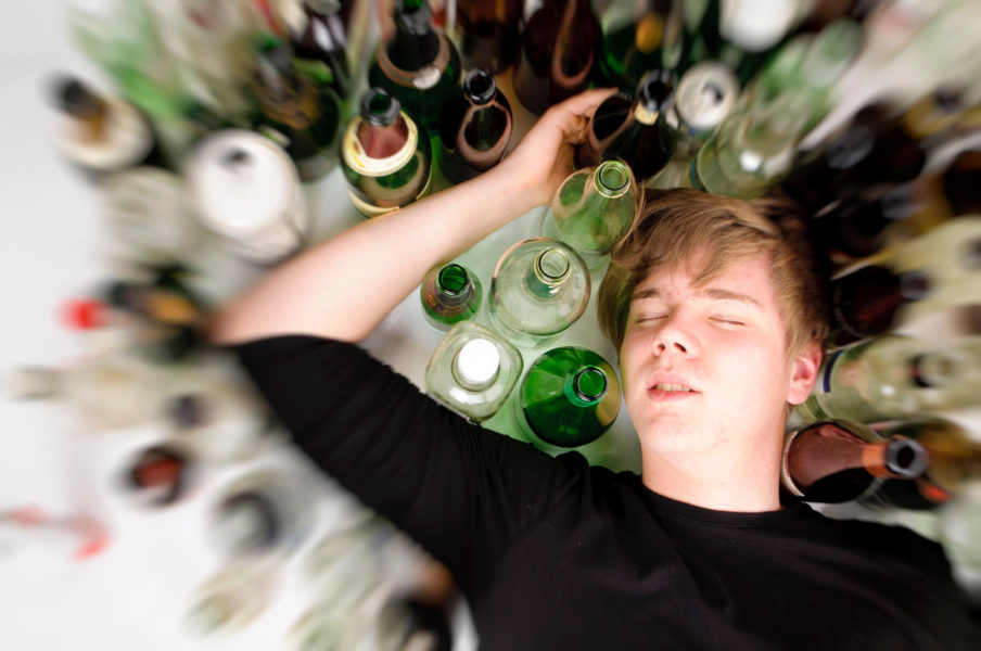 Epizody dużego upijania się – jak ich unikać | Binge drinking